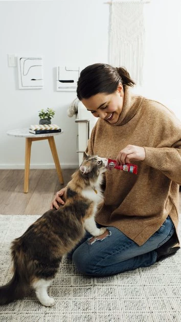 Hartz Delectables Squeeze Up Variety Pack Lickable Cat Treats, 24 count 9 Hartz Delectables Squeeze Up Variety Pack Lickable Cat Treats, 24 count - Image 7